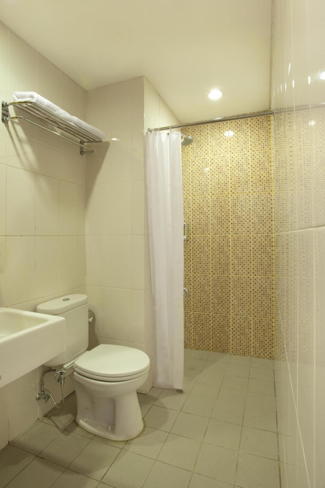 Amaris Hotel Cihampelas Bandung Extérieur photo